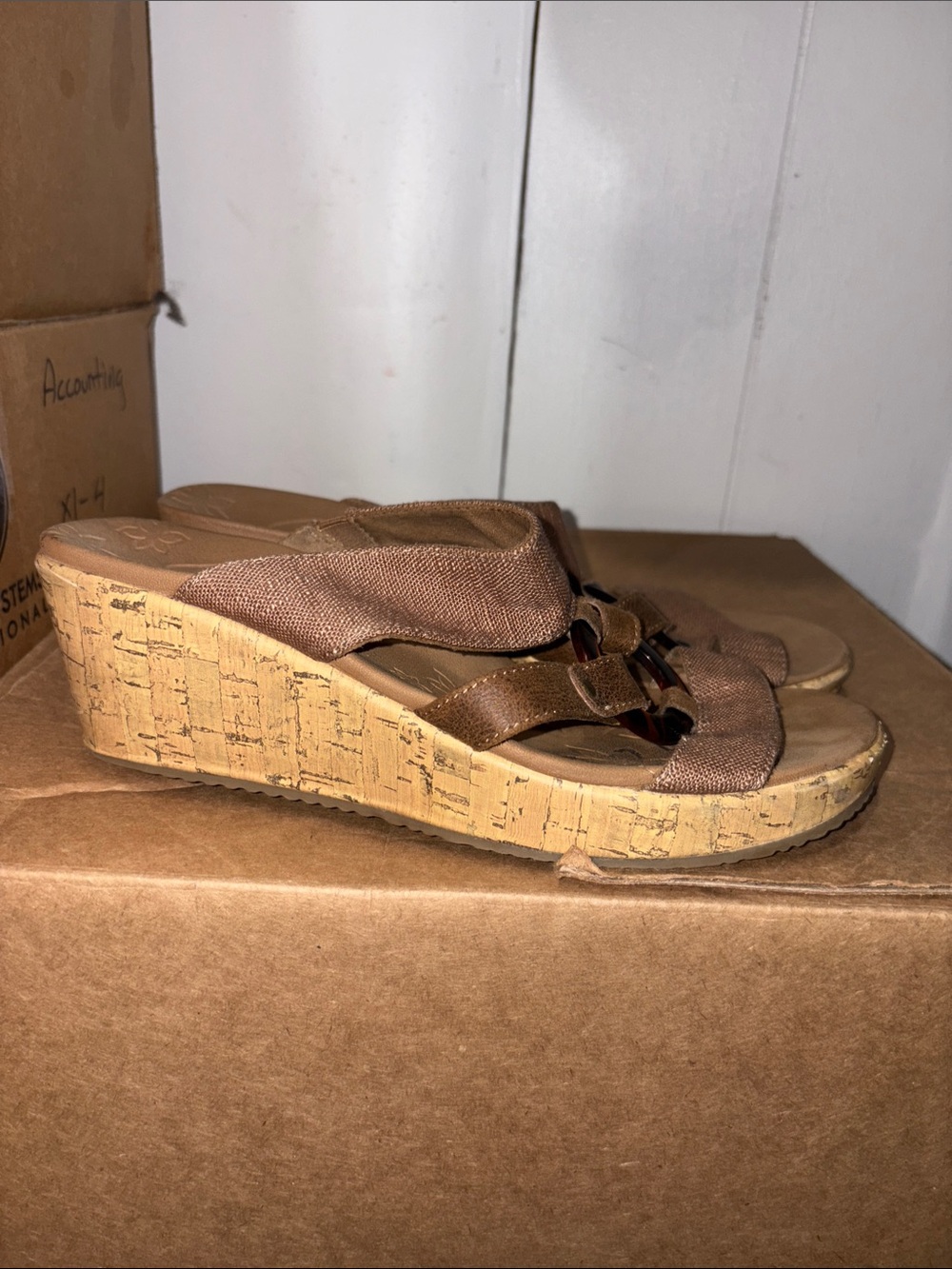 Women's Skechers Cork Wedge Sandals size 8.5